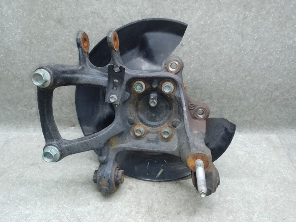 BJS7-26-11X | Цапфа права MAZDA 3 BM 13-19