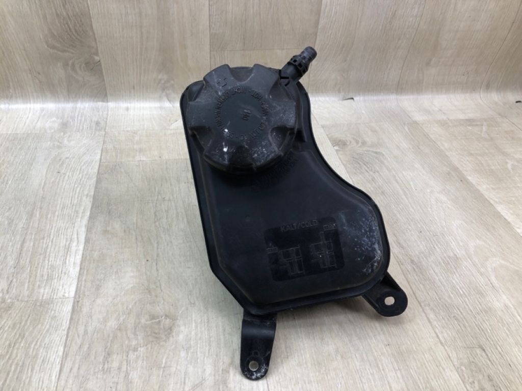 17 13 7 567 462 | Бачок расширительный BMW 3 SERIES (E90-E93) 2005–2014 - Фото 4