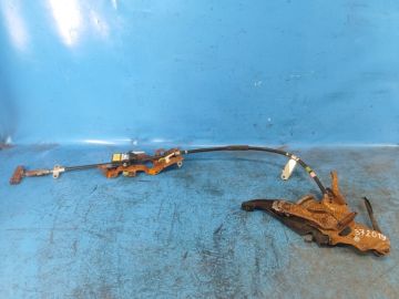 Педаль стоянкового гальма TOYOTA PRIUS - 30 09-17