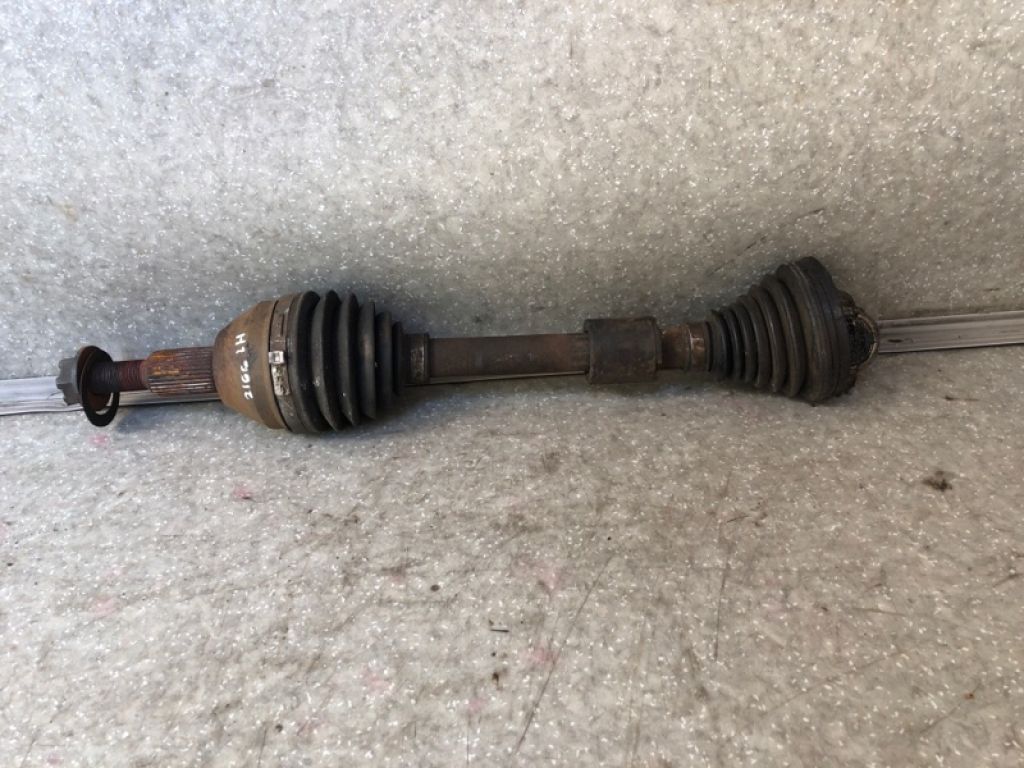 4880213AJ | Привід передній лів. CHRYSLER TOWN &amp, COUNTRY (RT)