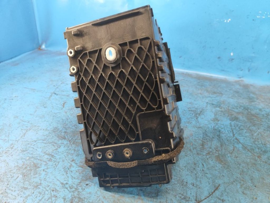 K8D2-10723-AC | Полиця акумулятора LAND ROVER EVOQUE 19- - Фото 4