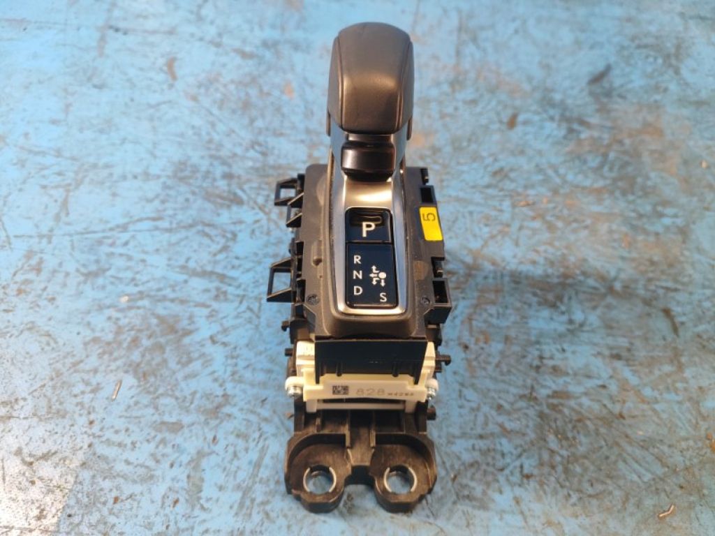 33504-78030-C0 | Куліса АКПП LEXUS LBX 23-
