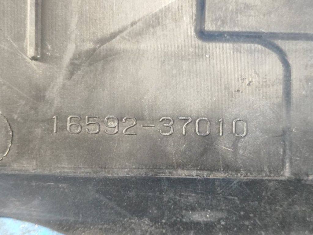 16592-37010 | Дефлектор радиатора TOYOTA PRIUS 16- - Фото 3
