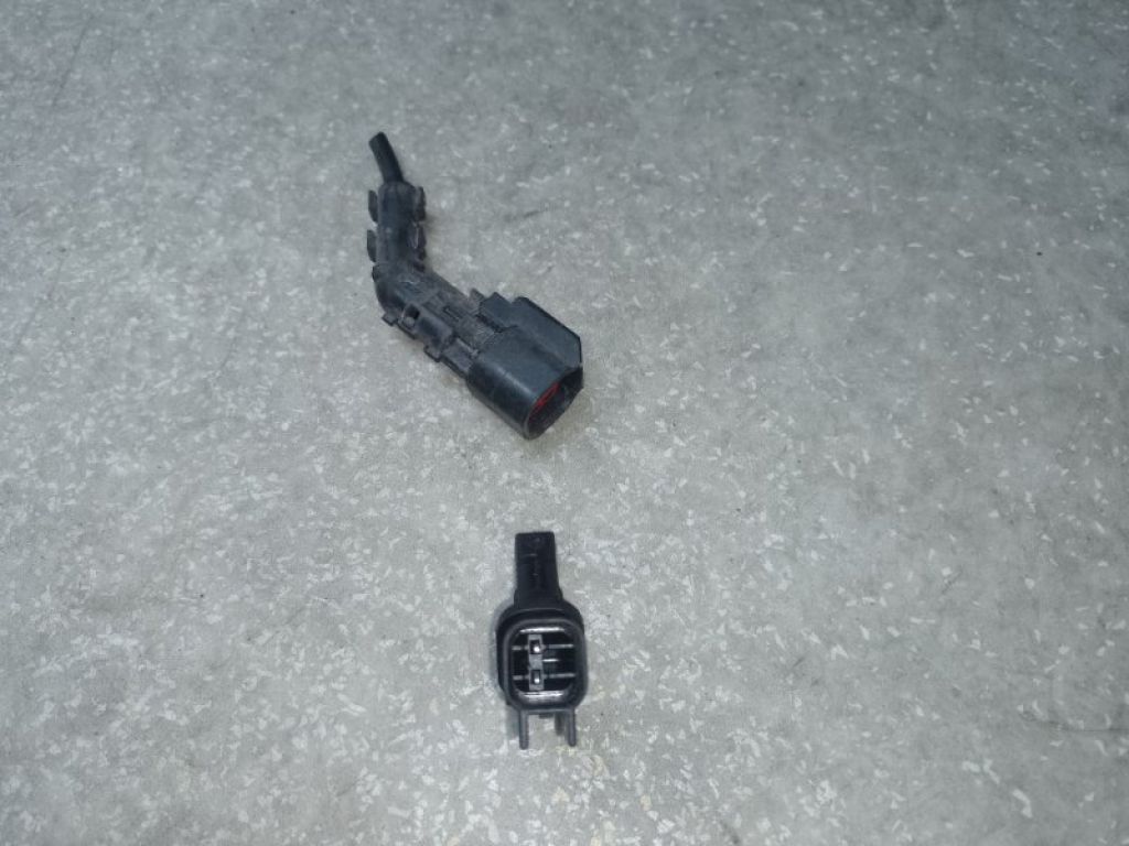 HV6Z-2C204-A | Датчик ABS передний FORD ESCAPE 12-19 - Фото 2