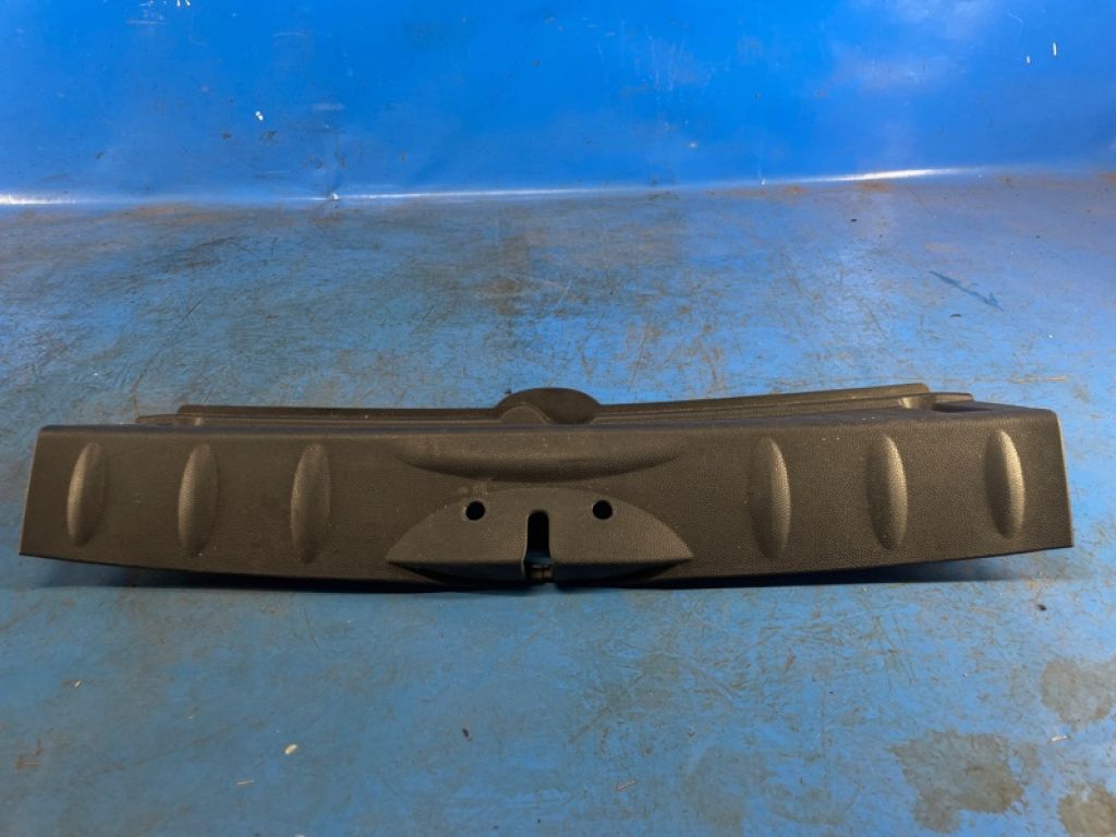 7138451 | Накладка на порог багажника MINI COOPER S R56 06-14