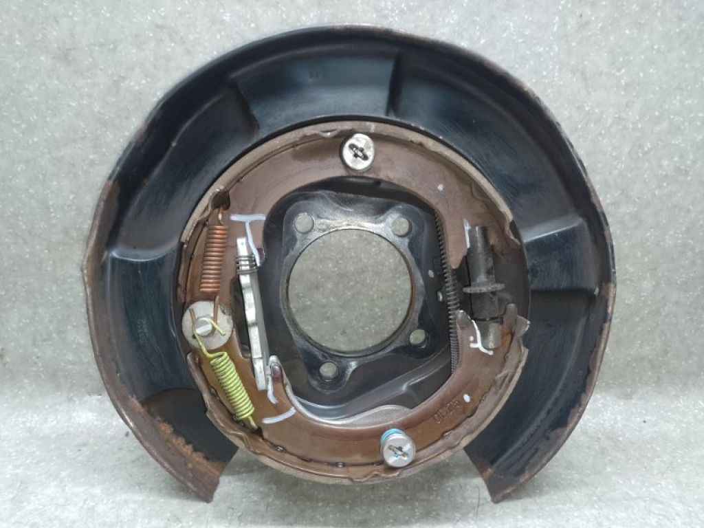 46503-08020 | Тормозной механизм задний правый TOYOTA SIENNA 11-16