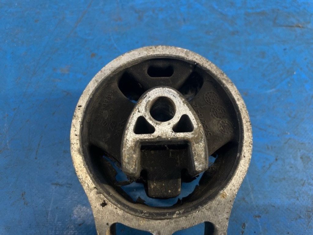 57527812 | Подушка двигателя нижняя MINI COOPER S R56 06-14 - Фото 3