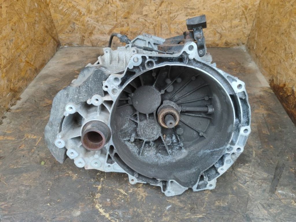 GK7R7002AB | МКПП LAND ROVER DISCOVERY Sport 15-19