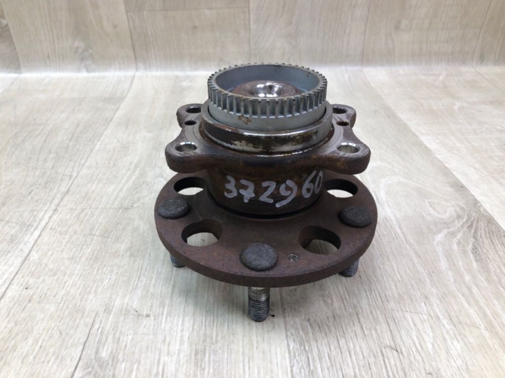 527103X000 | Ступица задн. KIA FORTE YD 12-