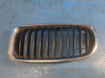 Решетка радиатора правая BMW 6 SERIES (F13) 12-18