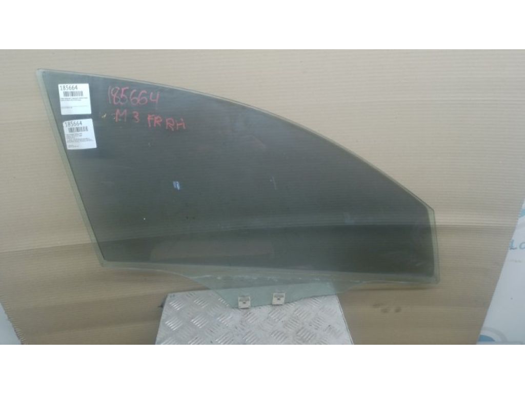 BP4K-58-511A | Стекло двери передн. прав. MAZDA 3 BK 03-08