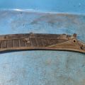 JL1B-7802223-AB | Пластик під лобове скло / Жабо лів. FORD EXPEDITION 17- - Прев'ю 2