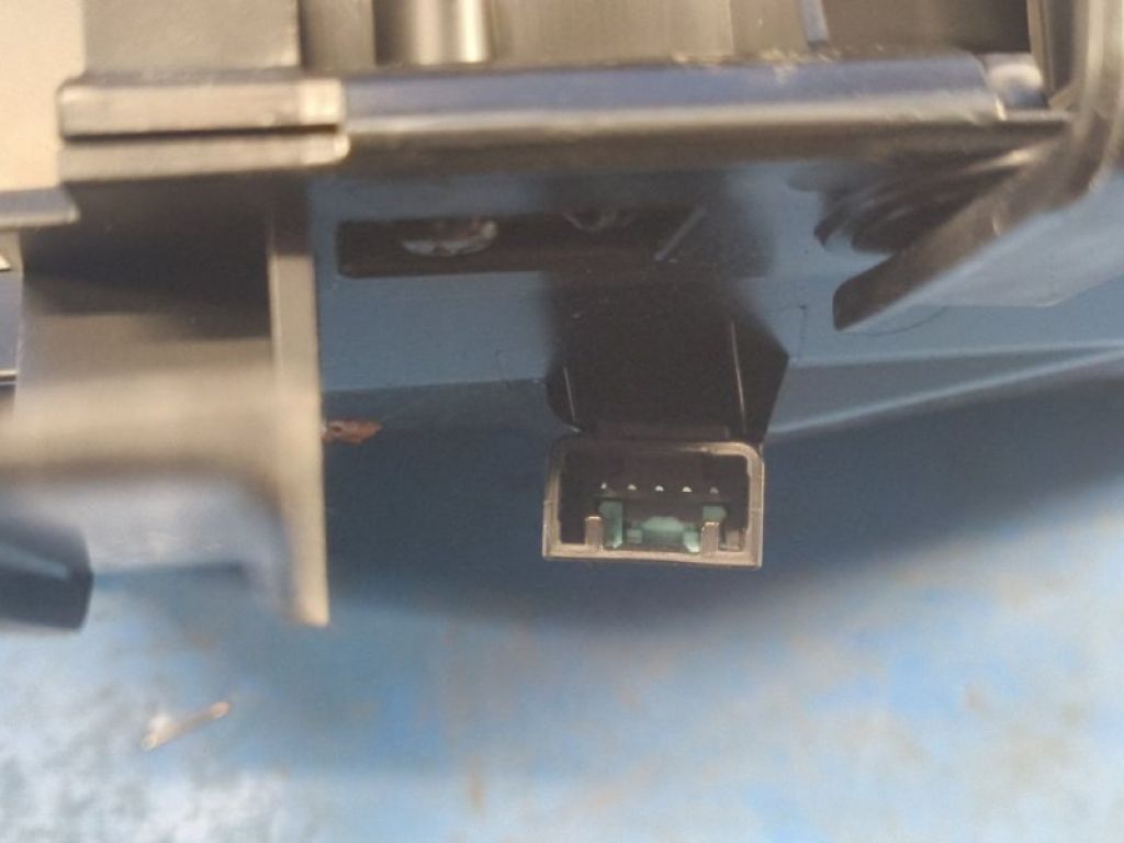 861C0-52010 | Зарядне гніздо (розетка) LEXUS LBX 23- - Фото 4