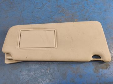 Козирок сонцезахисний прав. LAND ROVER DISCOVERY Sport 15-19
