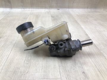 Главный тормозной цилиндр TOYOTA YARIS 00-05