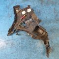 M8D2-17B931-A | Кронштейн/крепление заднего бампера лів. LAND ROVER EVOQUE 19-