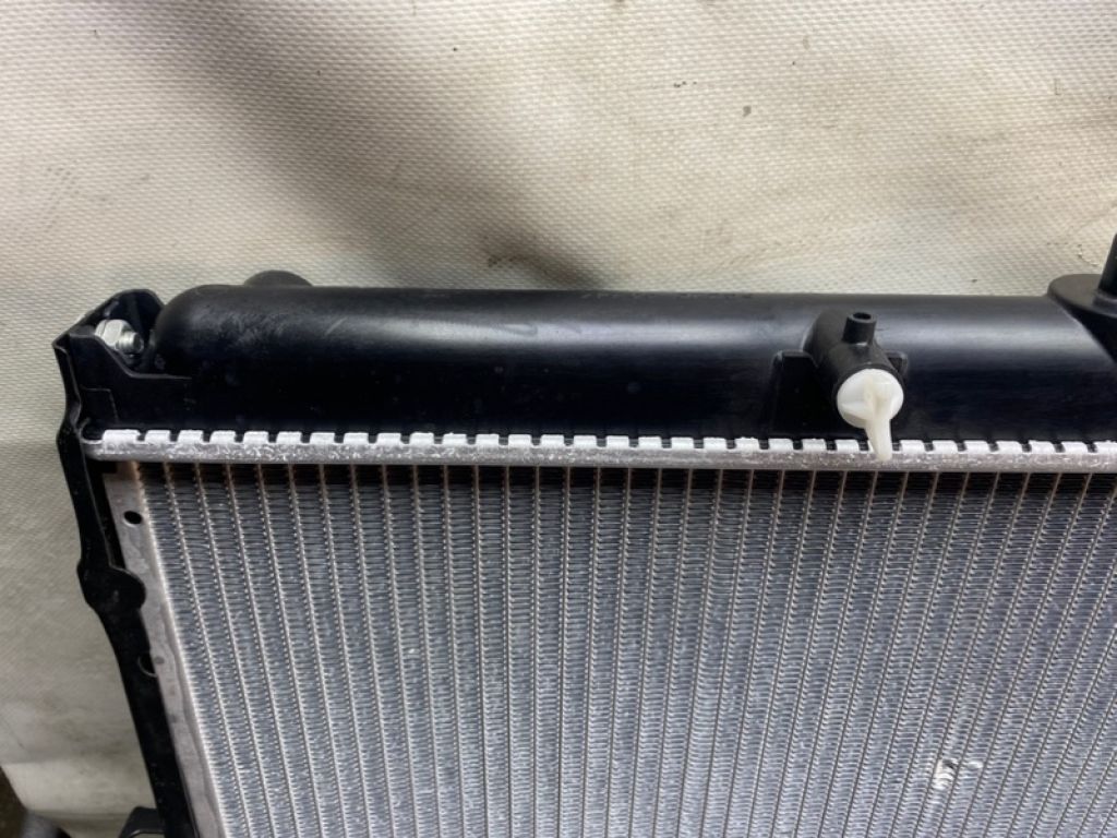 Радиатор основной MAZDA E2200 E-SERIES 86-04 - Фото 6
