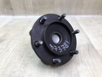 Маточина колеса передня TOYOTA 4RUNNER 02-09