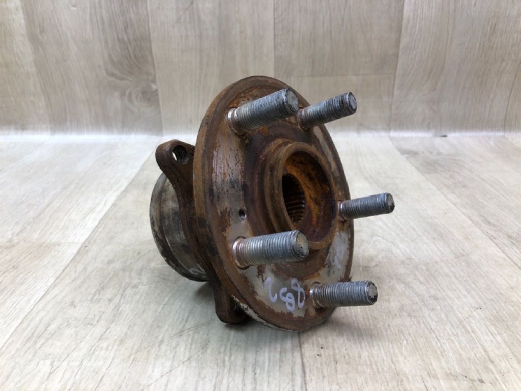 44300-STX-A01 | Маточина колеса передня HONDA PILOT 08-15