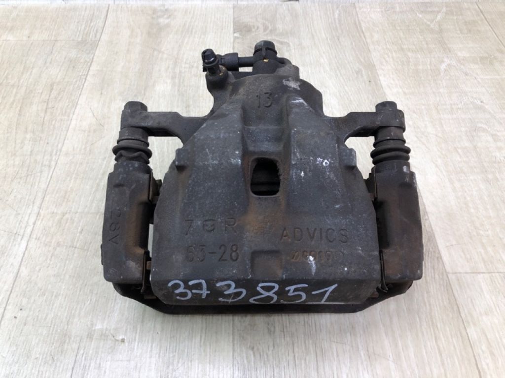 47730-33340 | Суппорт тормозной передний правый TOYOTA CAMRY 40 06-11