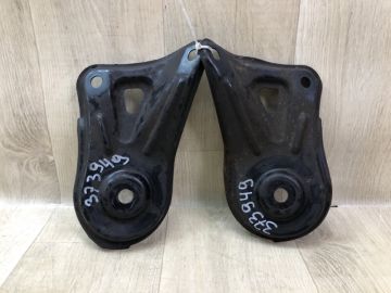 Кронштейн/крепление балки подвески заднее TOYOTA CAMRY 40 06-11