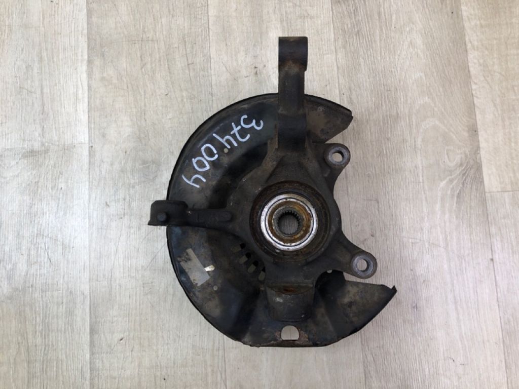 43212-19015 | Кулак поворотний передній лівий TOYOTA MATRIX 02-08