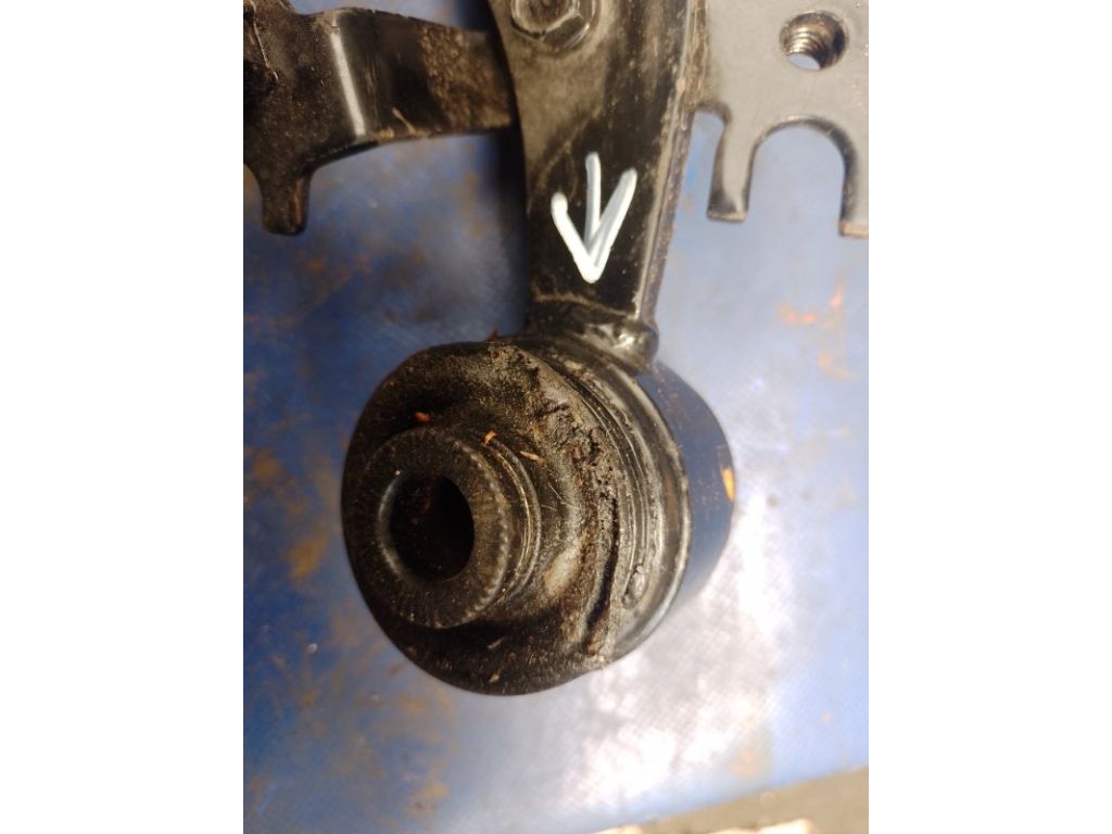 48770-48010 | Рычаг задней подвески поперечный верхний правый LEXUS RX350/450 09-15 - Фото 4