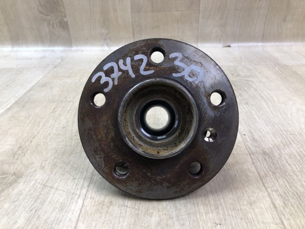 31 20 6 874 443 | Ступица передняя BMW X1 F48 14-