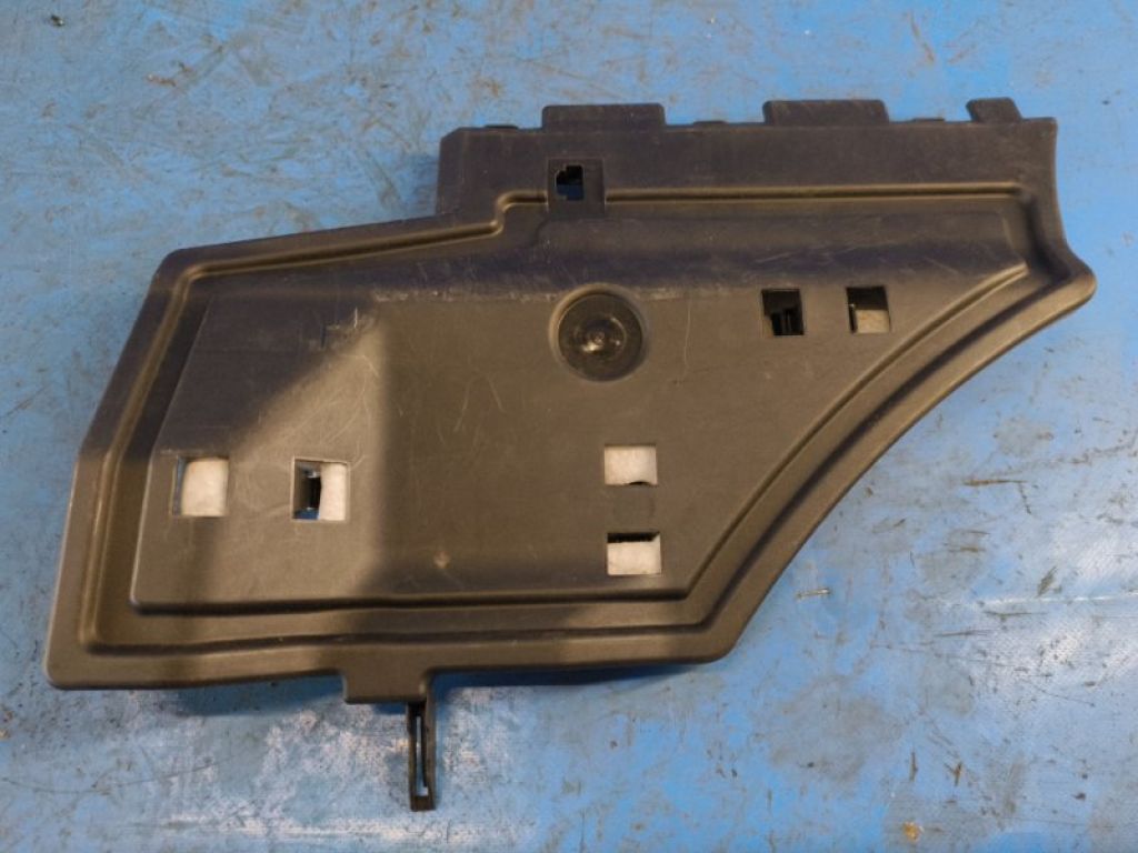 55607-47040 | Пластик салону прав. TOYOTA PRIUS - 30 09-17