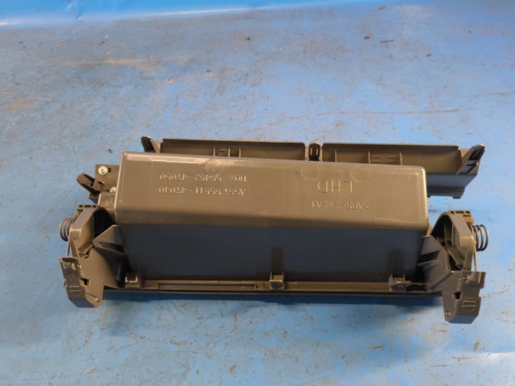 55511-47040 | Бардачок TOYOTA PRIUS - 30 09-17 - Фото 4