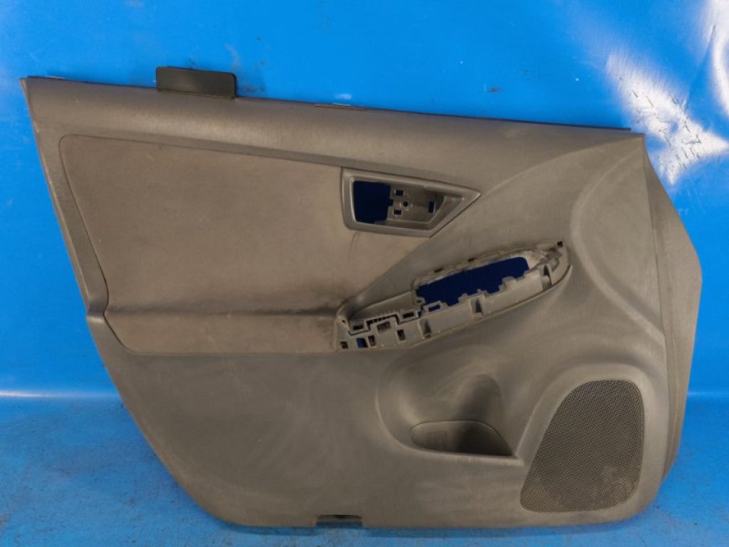 6762047210B1 | Карта дверей передня ліва TOYOTA PRIUS - 30 09-17