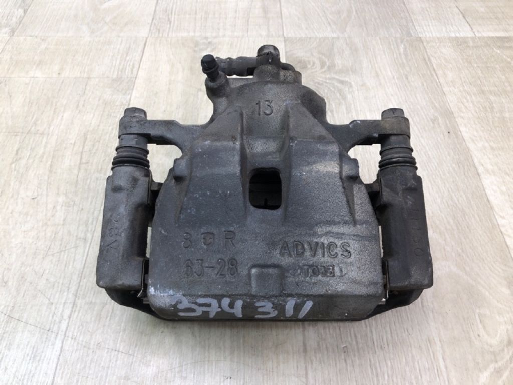 47730-07071 | Супорт гальмівний передній правий TOYOTA CAMRY 50 12-15