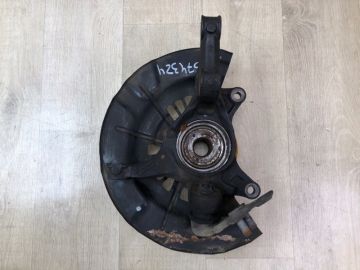 Кулак поворотний передній лівий TOYOTA CAMRY 50 12-15