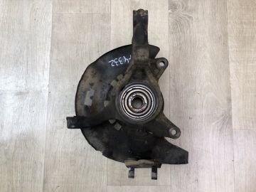 Кулак поворотный передний левый TOYOTA CAMRY 30 02-06