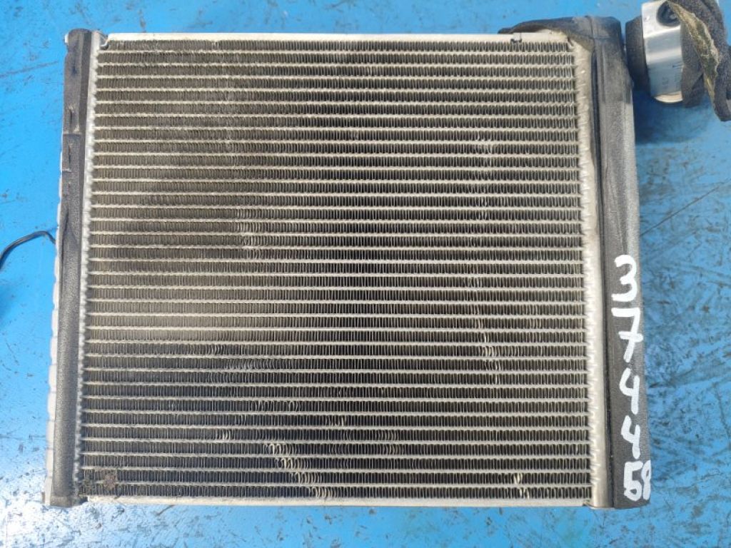 88501-47050 | Испаритель кондиционера TOYOTA PRIUS - 30 09-17 - Фото 2