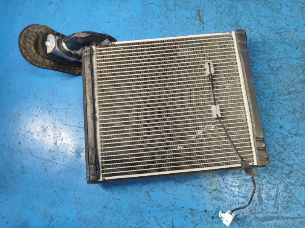 88501-47050 | Испаритель кондиционера TOYOTA PRIUS - 30 09-17 - Фото 4