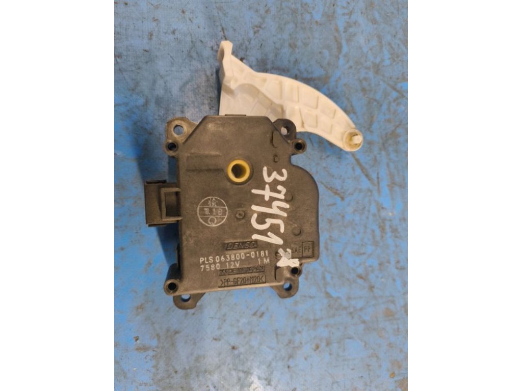 063800-0181 | Моторчик заслонки печки TOYOTA PRIUS - 30 09-17
