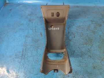 Консоль между сидений TOYOTA PRIUS - 30 09-17