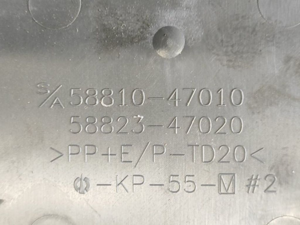 58810-47010 | Консоль между сидений TOYOTA PRIUS - 30 09-17 - Фото 9