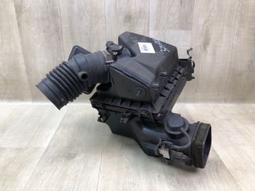 Корпус повітряного фільтра TOYOTA CAMRY 50 12-15