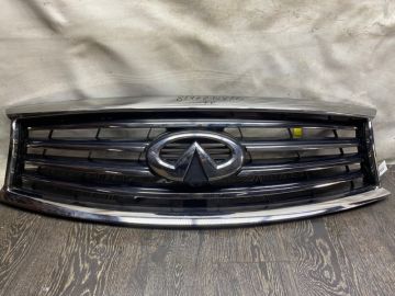 Решетка радиатора INFINITI FX/QX70 S51 08-17