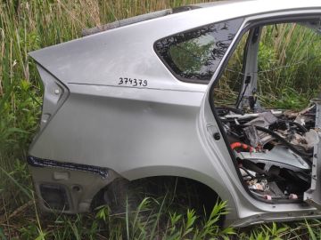 Чверть кузова задня права TOYOTA PRIUS - 30 09-17