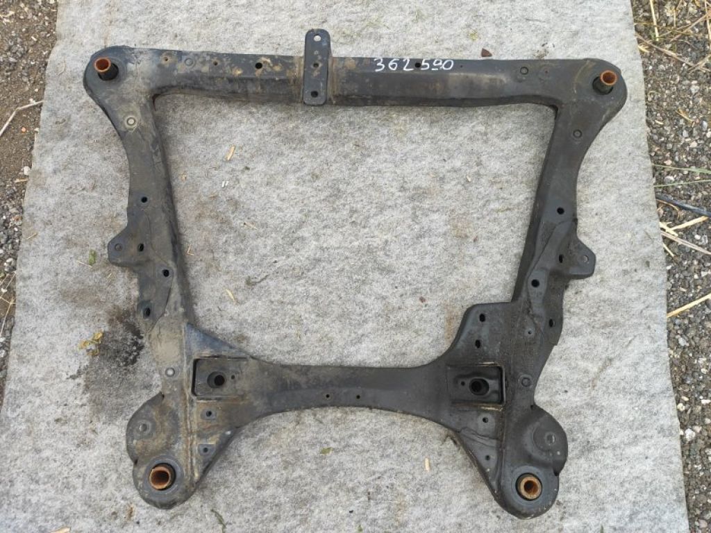 511000E010 | Балка передней подвески LEXUS RX300/330/350/400 03-09