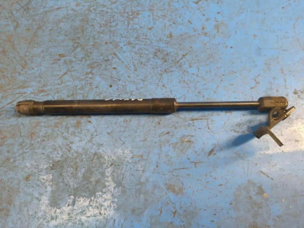 51237309117 | Амортизатор капота правый BMW 6 SERIES (F13) 12-18