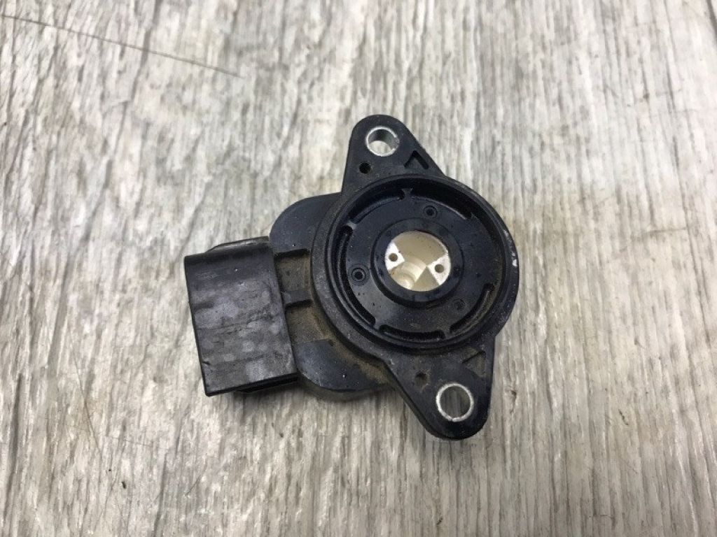 22633AA210 | Датчик положення дросельної заслінки SUBARU FORESTER SG 02-07
