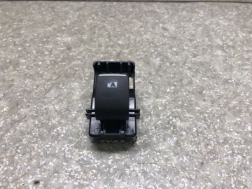 Кнопка склопідіймача TOYOTA CAMRY 70 17-