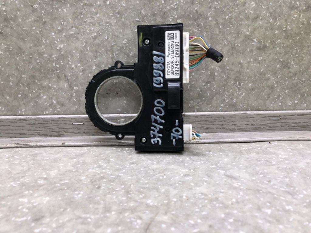 8924B06040 | Датчик кута повороту керма TOYOTA CAMRY 70 17-