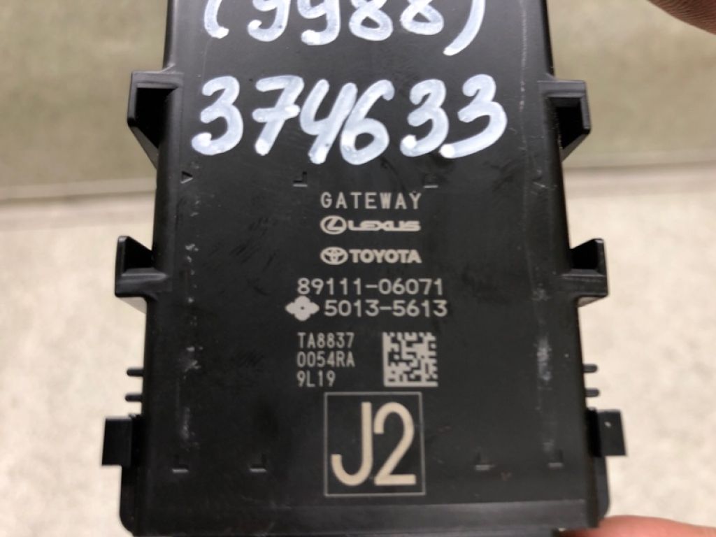 8911106071 | Блок электронный TOYOTA CAMRY 70 17- - Фото 3