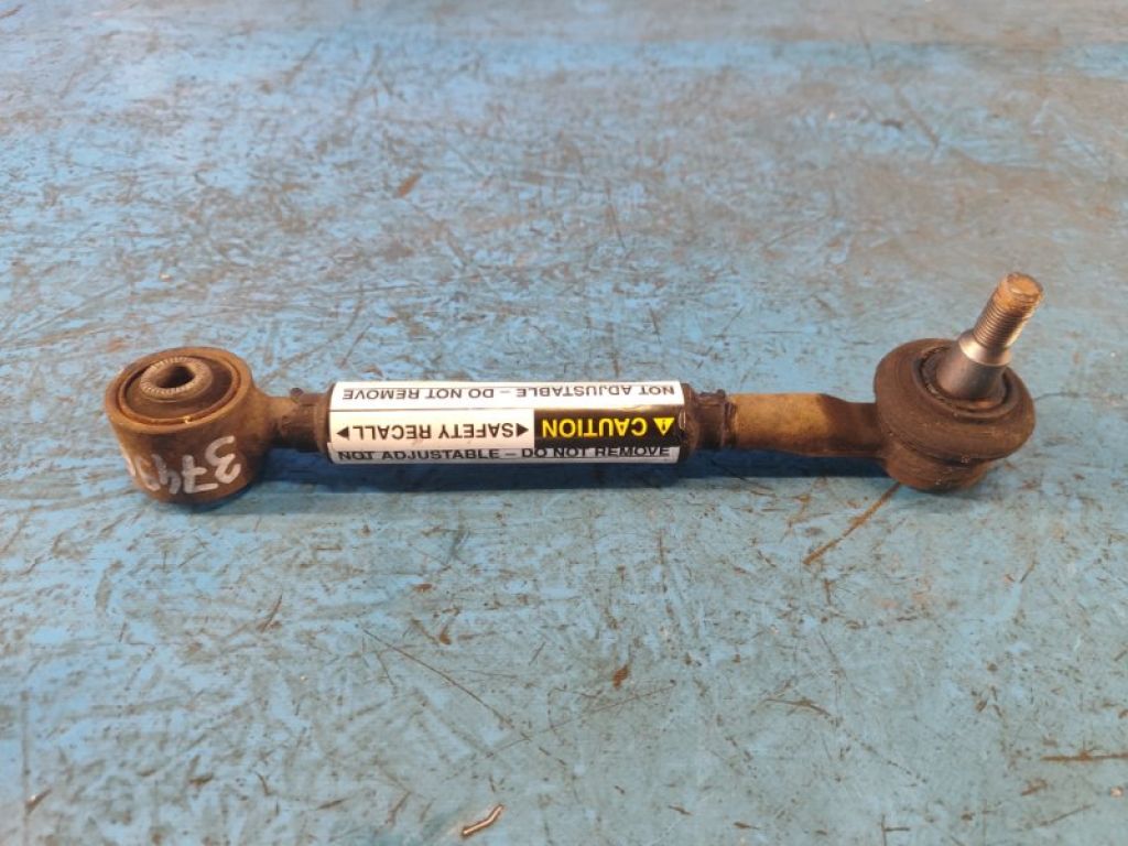 48710-12270 | Важіль задньої підвіски нижній поперечний LEXUS HS250H (ANF10) 09-12