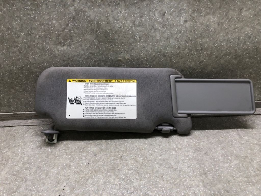 7432006C70B1 | Козирок сонцезахисний лівий TOYOTA CAMRY 70 17-